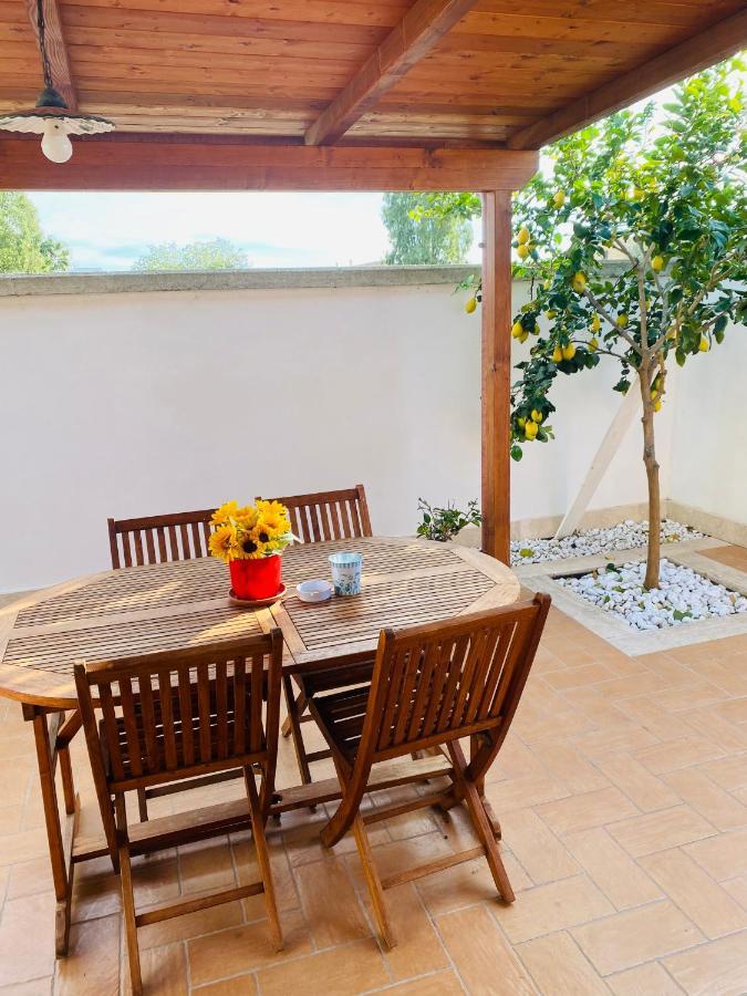 Apartament The House Fiera Di Roma Aeroporto Fiumicino Ponte Galeria Zewnętrze zdjęcie
