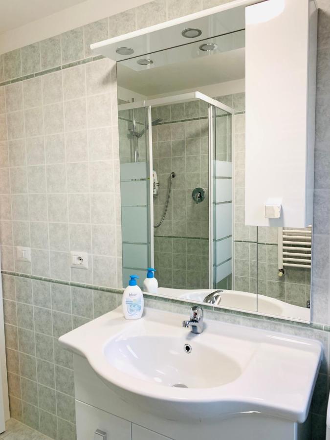 Apartament The House Fiera Di Roma Aeroporto Fiumicino Ponte Galeria Zewnętrze zdjęcie