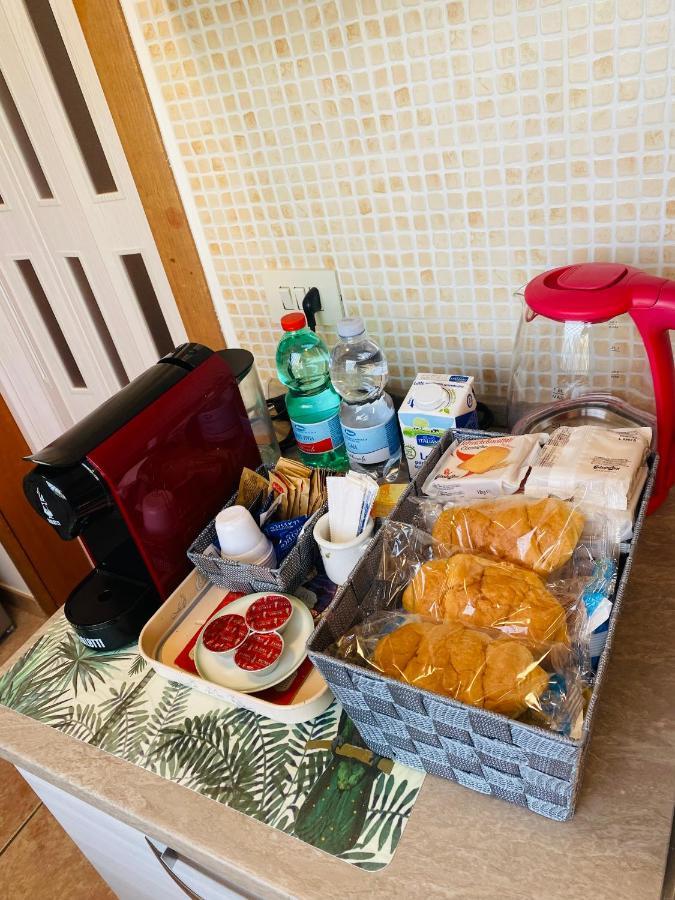 Apartament The House Fiera Di Roma Aeroporto Fiumicino Ponte Galeria Zewnętrze zdjęcie