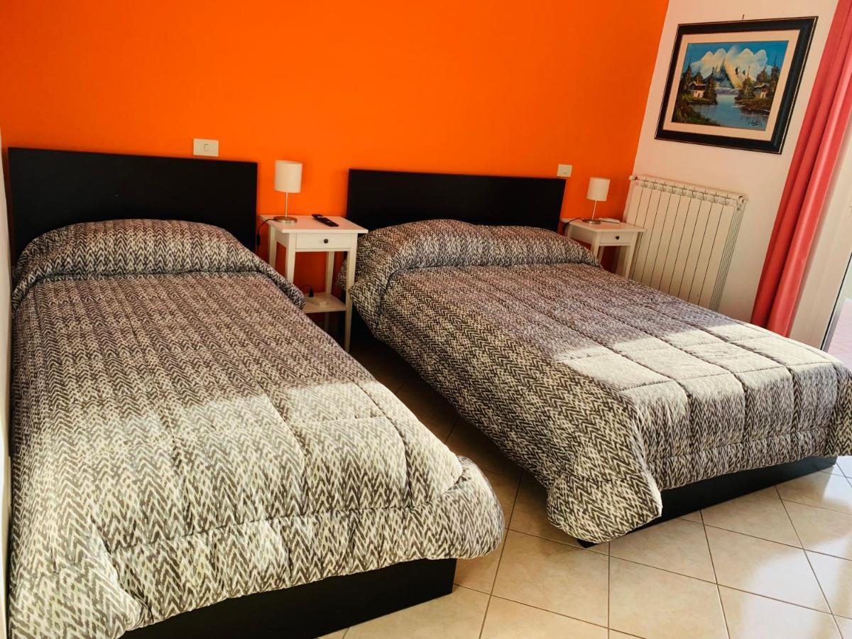 Apartament The House Fiera Di Roma Aeroporto Fiumicino Ponte Galeria Zewnętrze zdjęcie