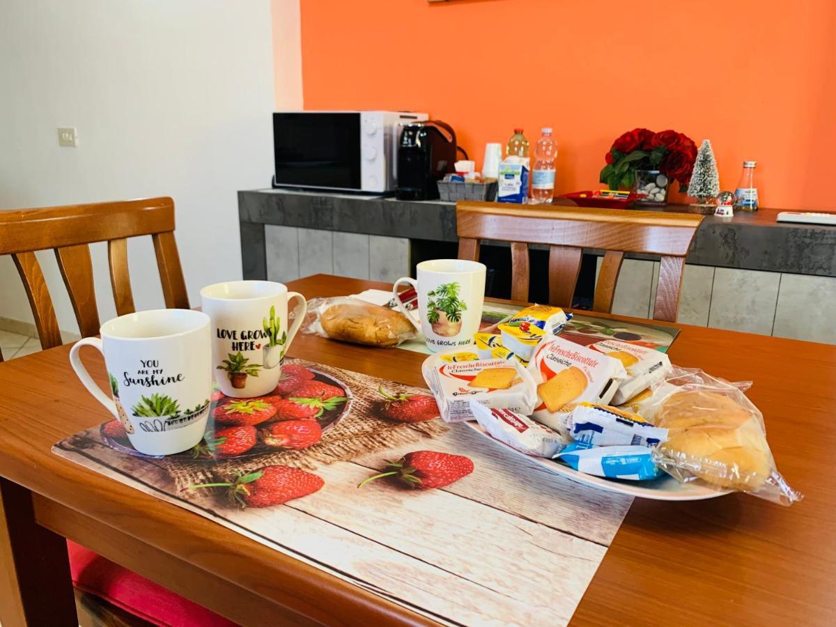 Apartament The House Fiera Di Roma Aeroporto Fiumicino Ponte Galeria Zewnętrze zdjęcie