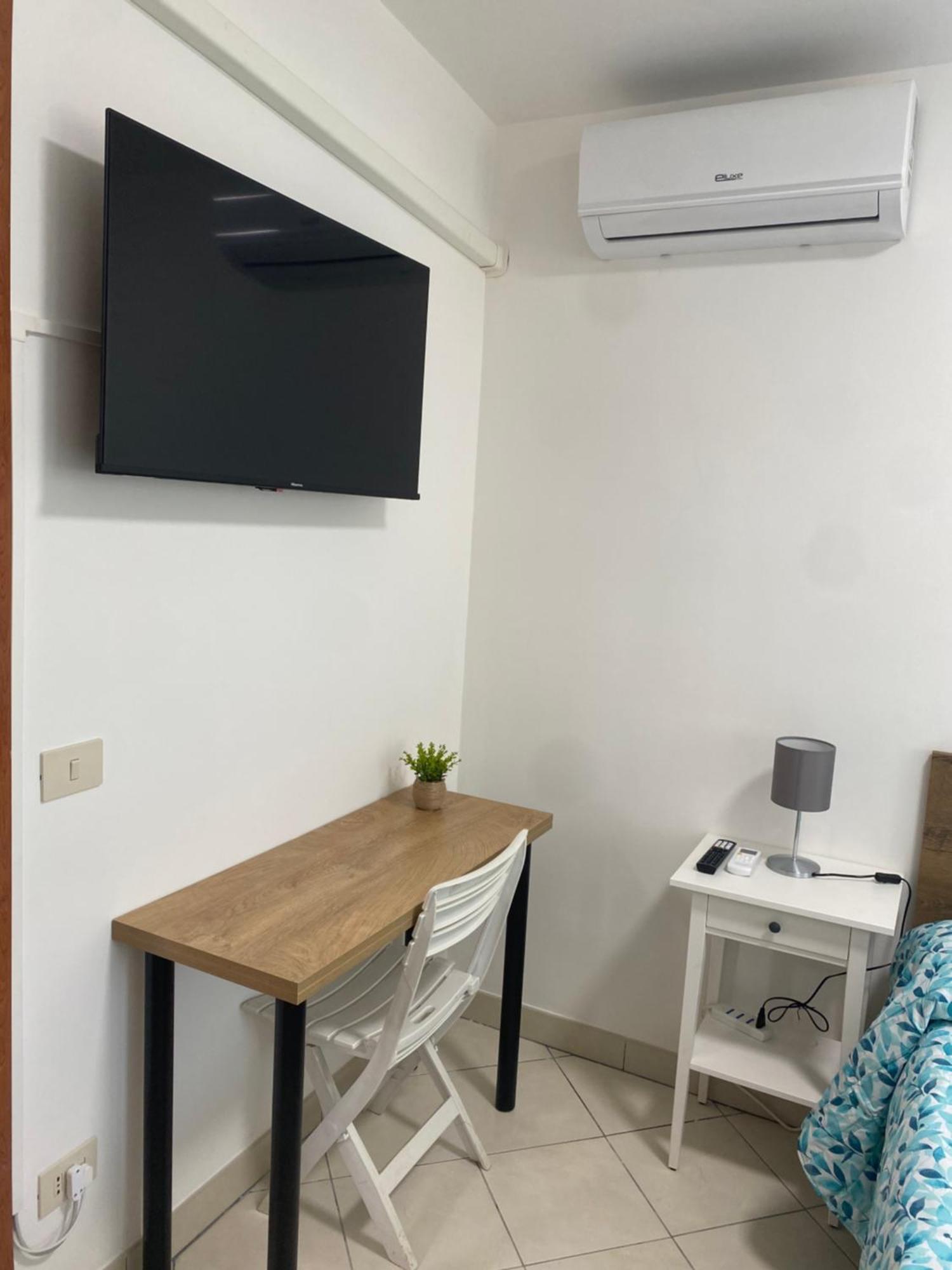 Apartament The House Fiera Di Roma Aeroporto Fiumicino Ponte Galeria Zewnętrze zdjęcie